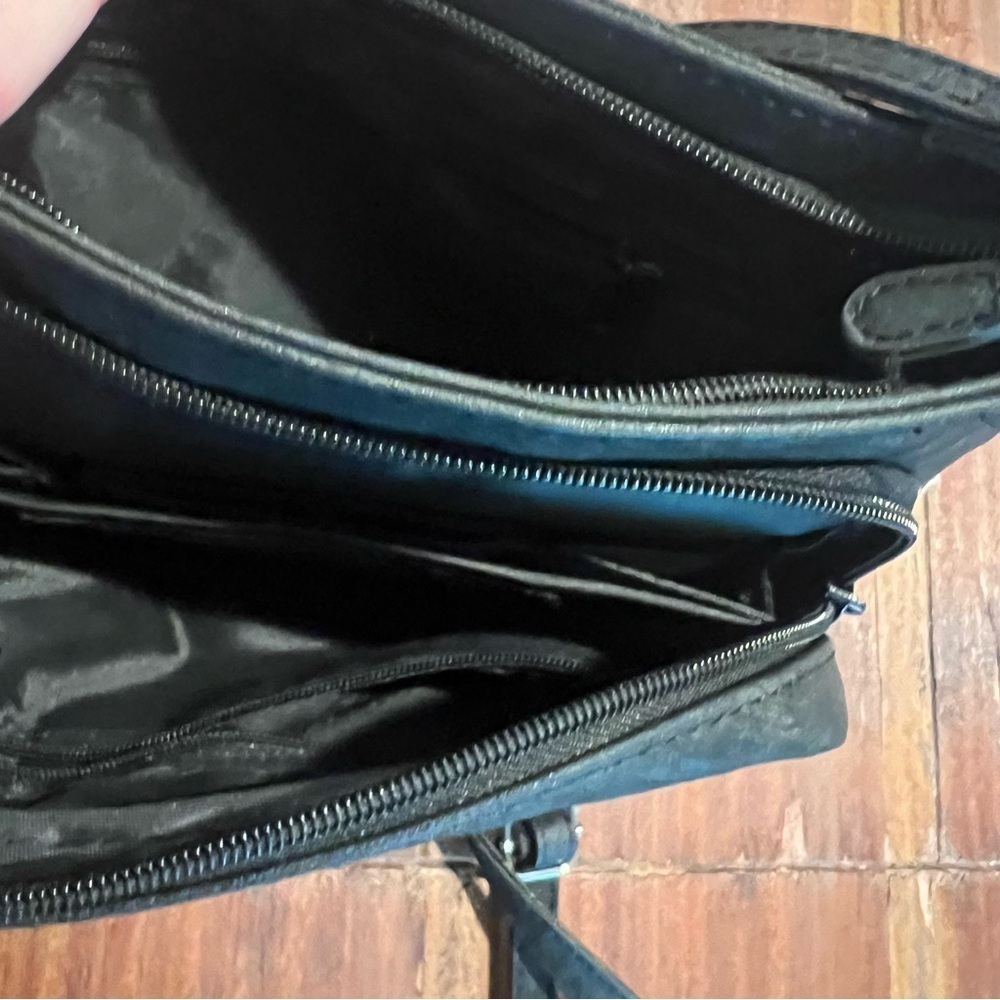 Koltov Black Distressed Shoulder Crossbody Purse Bag - Picture 8 of 8